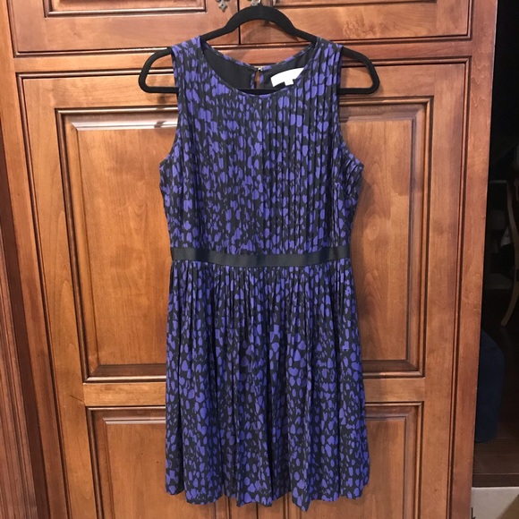 LOFT Dresses & Skirts - PRICE DROP Ann Taylor Loft Purple and Black Dress